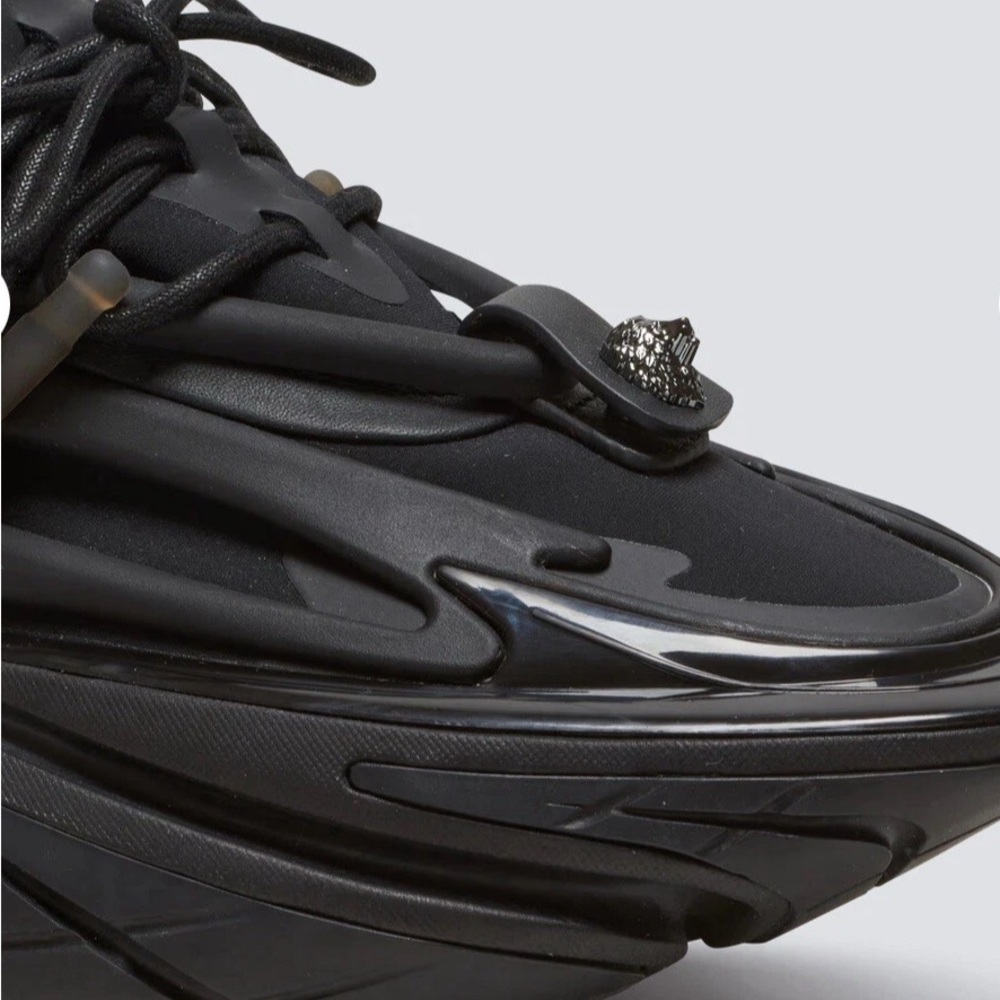 Balmain Black Avant-Garde Sneakers - Picture 4 of 10